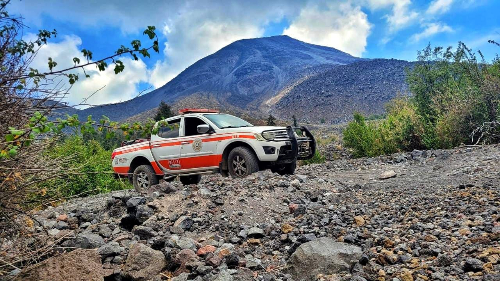 Realizan Mantenimiento a la Estación de Monitoreo Volcánico en Colima