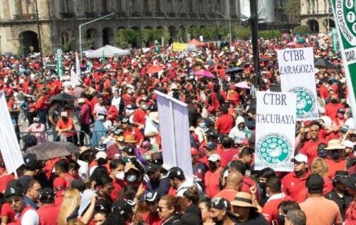 Marchan Miles Hacia el Zócalo por el Día del Trabajo