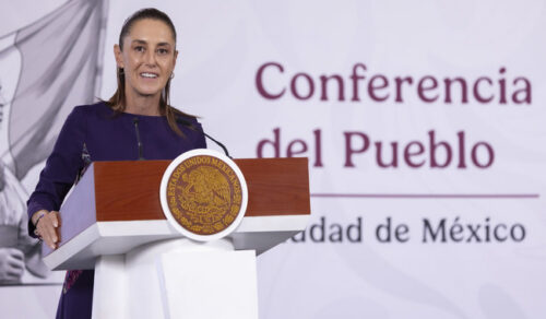 Sheinbaum Destaca Aporte de Mujeres en EUA con 1.1 Billones de Dólares