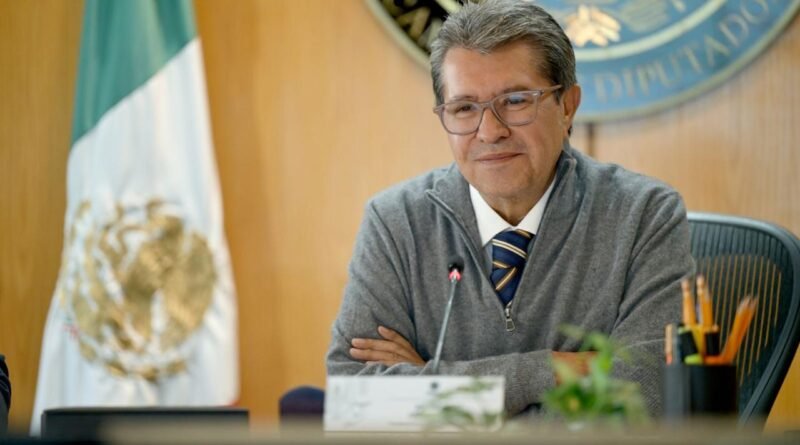 Monreal Llama a Cerrar Filas con Sheinbaum Ante Presiones Exteriores
