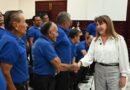Entregan Uniformes a Lustradores de Cuernavaca