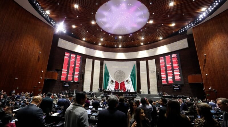 Avalan Reforma Fiscal Para Combatir Factureras y Simplificar Trámites