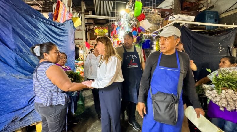 Margarita González Ofrece Apoyos a Comerciantes Afectados por Incendio en Mercado ALM