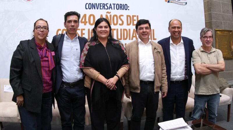 Senado Conmemora 40 Años del Movimiento del Consejo Estudiantil Universitario