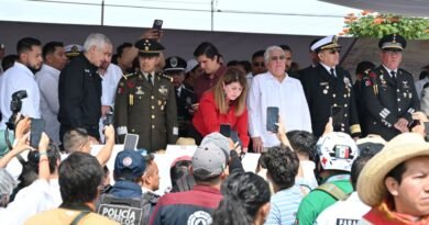 Gobierno de Morelos Atiende Demandas de Jóvenes Durante Desfile en Cuautla