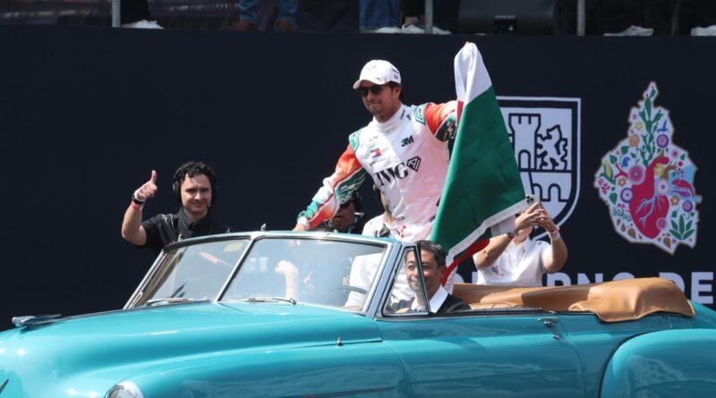 Checo Pérez Conquista Paseo de la Reforma con el Primer Show Run de Cadillac F1