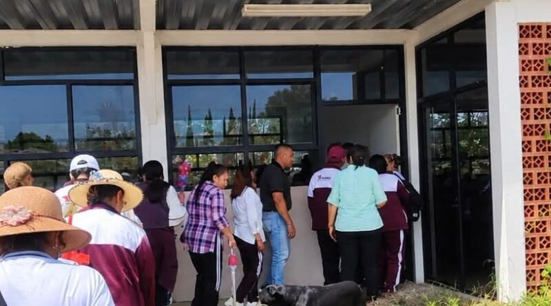 Gobierno de Nazario Entrega Espacio Propio para Convivir y Mantenerse Activos “Aires de Juventud” en el Tejocote