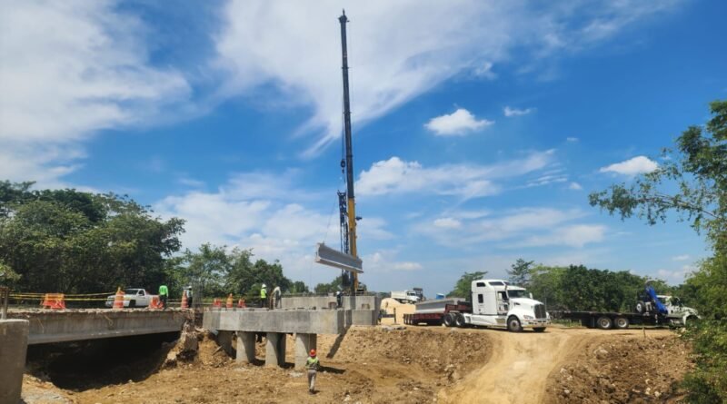 Modernizan Carretera Macuspana-Escárcega con Avance de 64%